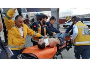 Kendini Asan Genci Ölümden Annesi Kurtardı