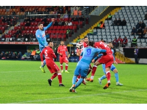 Ziraat Türkiye Kupası: Çaykur Rizespor: 3 - Yılport Samsunspor: 1 (İlk Yarı)