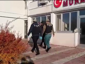 Van’ın Hdp’li Özalp, Başkale Ve Muradiye Belediye Başkanları Gözaltına Alındı