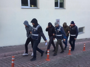 Fetö Operasyonuyla Yakalanan 3 Kişi Tutuklandı