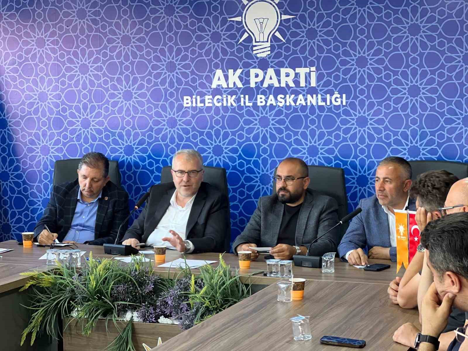 merkez-ilce-toplantisina-milletvekili-eldemir-katildi