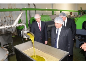 Vali Yazıcı,"balıkesir’imizde Müthiş Bir Potansiyel Var."