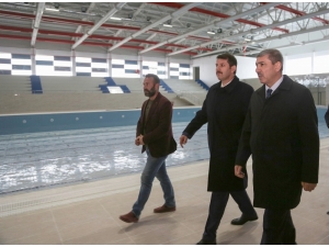 Vali Ayhan: “Olimpik Havuz Yakında Açılıyor”