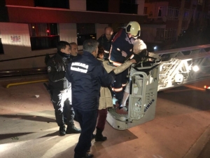 Ankara’da Şizofren Kızın Çıkardığı Yangında Annesi Öldü