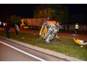 Terme’de Trafik Kazası: 1 Yaralı
