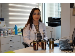 Soğuk Algınlığından Koruyan Ve Antioksidan İçeren Kış Çayı Tarifleri