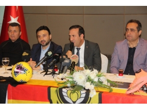 Adil Gevrek, Futbol Köyü Projesi İçin Destek İstedi