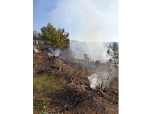 Antalya’da Kırsal Alanda Yangın
