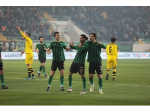 Tff 1. Lig: Akhisarpor: 4 - İstanbulspor: 3