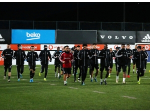 Beşiktaş, Kasımpaşa Maçı Hazırlıklarını Tamamladı
