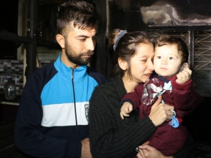 Evleri Yanan Çiftin Gözyaşları