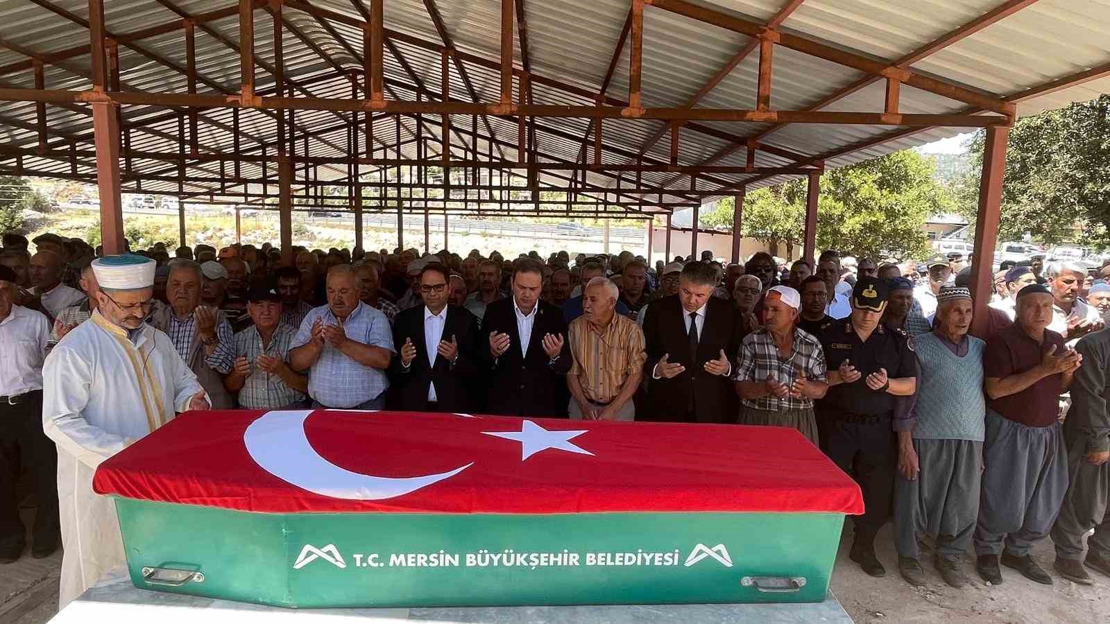 kore-gazisi-askeri-torenle-son-yolculuguna-ugurlandi