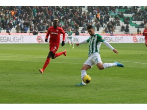 Süper Lig: Konyaspor: 0 - Gaziantep Fk: 0 (İlk Yarı)