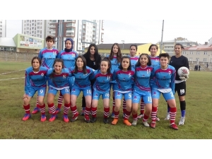 Kadınlar 3. Lig: Muş Yağmur Spor: 1 - Makam Spor: 0