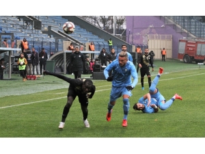 Tff 1. Lig: Osmanlıspor Fk: 0 - Altay: 0