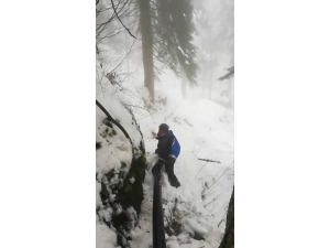 Kayıp Dağcıların Montunun Bulunduğu Bölge Aranıyor