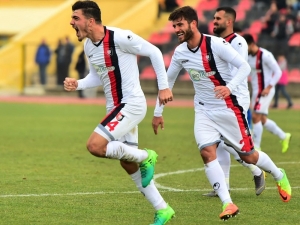 Uşakspor, Karabükpor’u 3-0 Mağlup Etti
