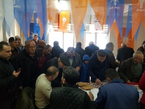 Ak Parti İl Başkanı Özmen; “Delege Seçimleri Yoğun Katılımla Gerçekleşiyor”