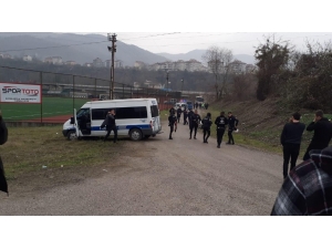 Amatör Lig Maçında Taraftarlar Birbirine Girdi: 1 Yaralı