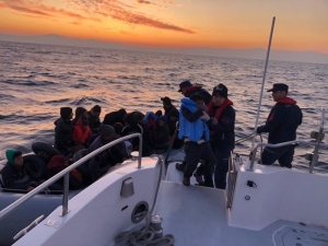 Kuşadası’nda 33 Düzensiz Göçmen Yakalandı