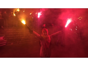 Kayserispor Taraftarı Moral Verdi