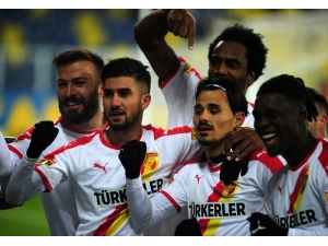 Göztepe ’Kanat’landı Uçuyor