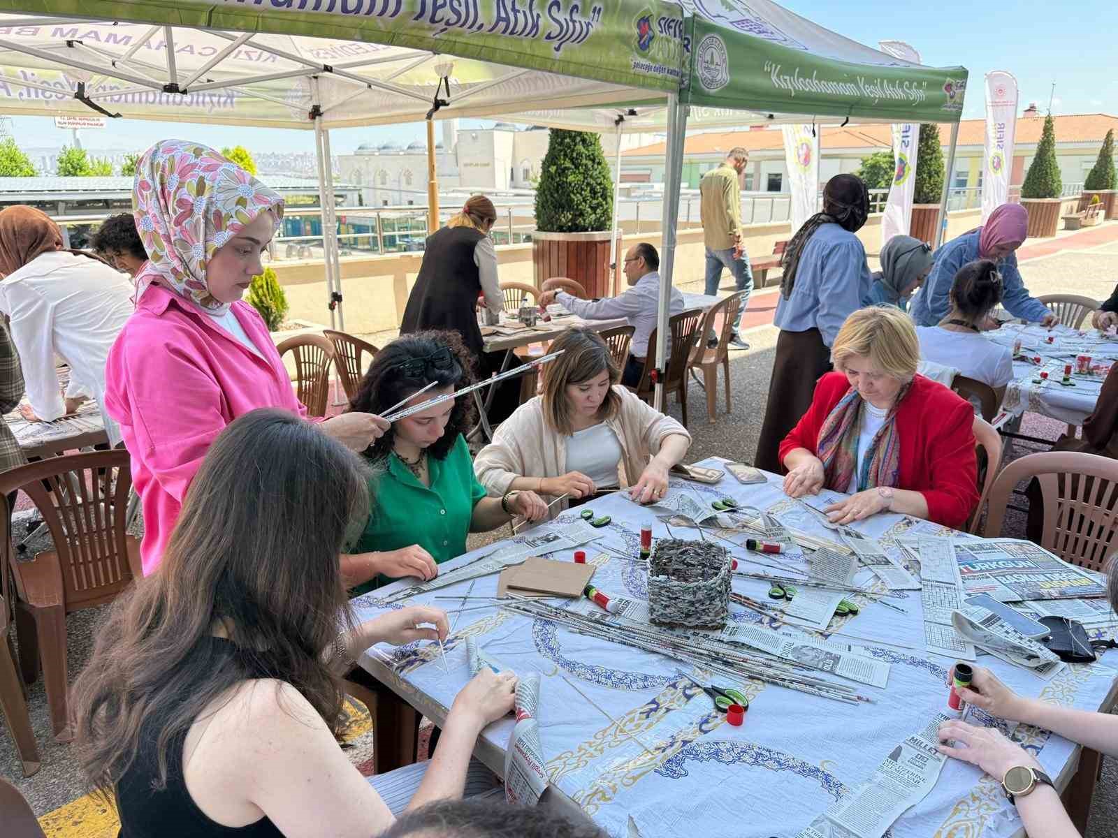 atik-kagitlar-ile-sanatsal-farkindalik-calismasi