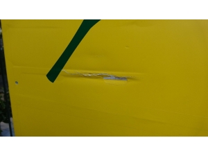 Freni Boşalan Minibüs Yoldaki Yayaları Teğet Geçip Dükkana Daldı