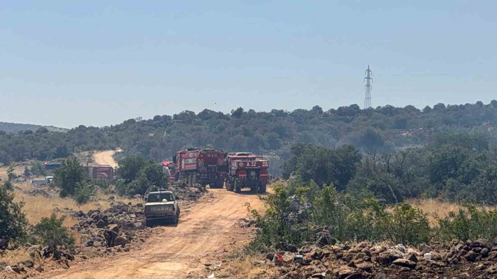 gaziantep-te-orman-yangini-ekiplerin-mudahalesi-suruyor