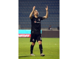 Caner Ve Gökhan Doludizgin Gidiyor