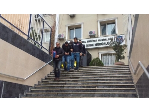 Büyükçekmece’de Silah Zoruyla Market Soyan Şahıslar Yakalandı