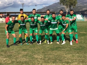 Kınıkspor, Türkler Belediyespor’a Takıldı