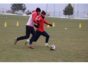 Nevşehir Belediyespor Çalışmalarına Ara Vermeden Devam Ediyor