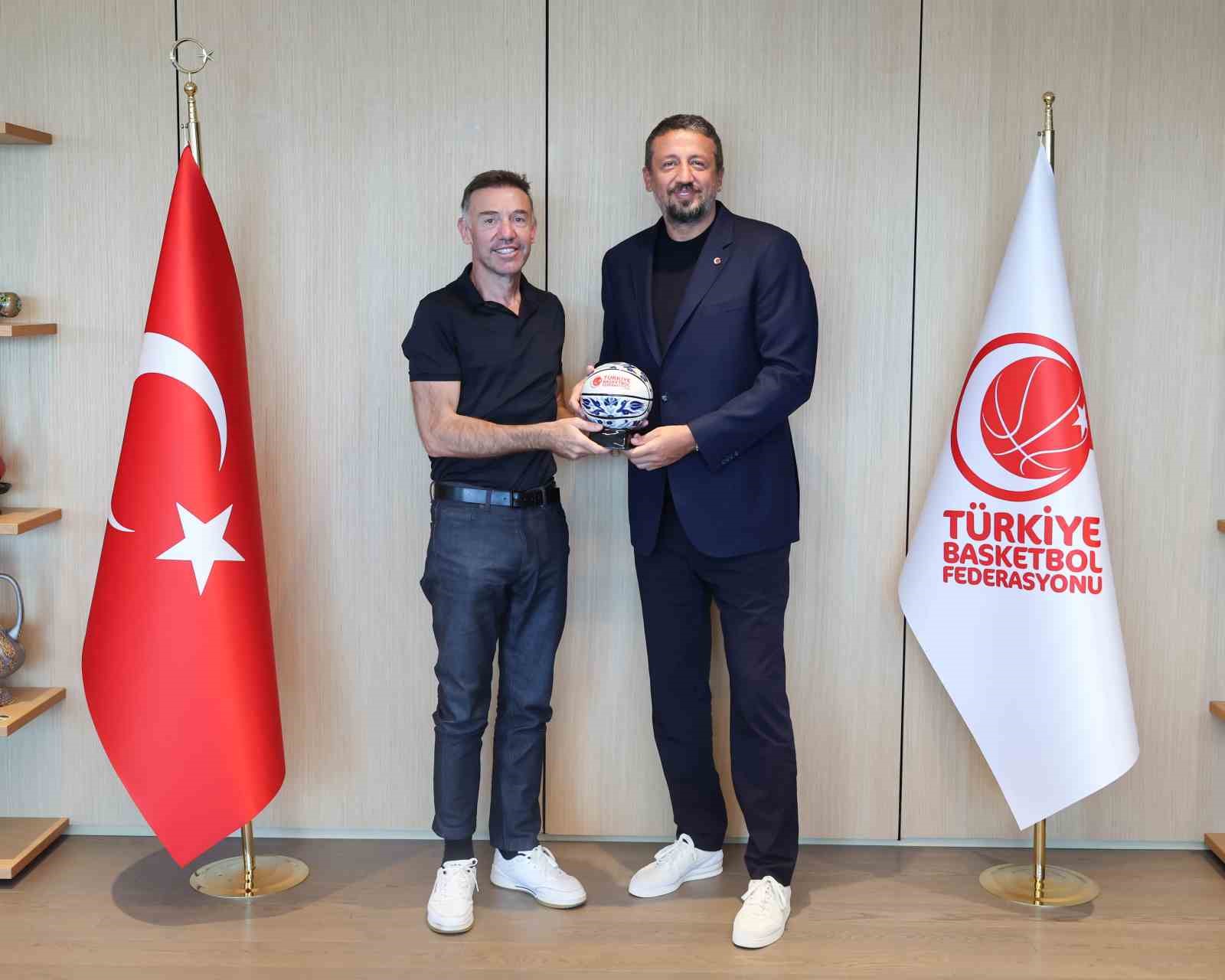 koray-gyo-dan-tbf-baskani-hidayet-turkoglu-na-ziyaret