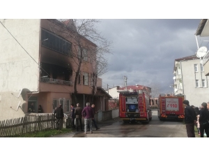 Bafra’da Ev Yangını