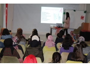 Subü Öğrencileri Meme Kanserine Dikkat Çektiler