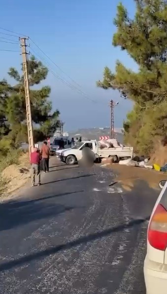alanya-da-lastigi-patlayan-kamyonet-kaza-yapti-surucu-hayatini-kaybetti
