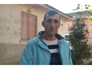 Köpekleri Çuvala Koyup Ölüme Terk Ettiler