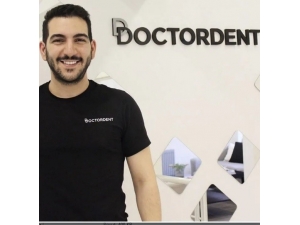 Dişlerdeki Sararmalar Gülüşü Etkiliyor