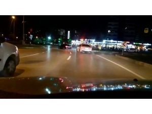 Bursa’da Drift Yapan Sürücüler Emniyetten Kaçamadı