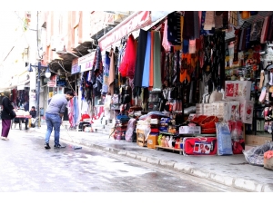 Suriyeli Mülteci Macit Mardin’de Esnafa Gönüllü Çıraklık Yapıyor