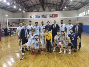 Kağıtspor Voleybol 8. Galibiyetini Aldı