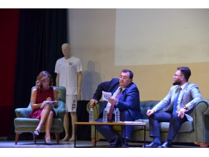 Bandırmaspor 2 Saatte 7 Bin Forma Sattı