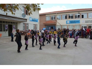 Öğrencilerden “Yedi Bölge Yedi İklim” Temalı Etkinlik