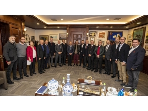 Profesyonel Spor Kulüplerine 10 Milyonluk Destek