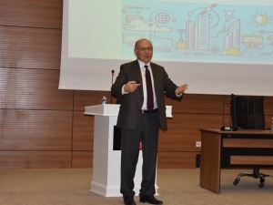 Omü’de “Dijital Dönüşüm Ve Ekonomik Etkiler” Konferansı