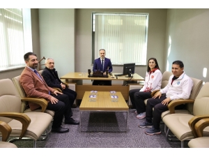 Başkan Aktaş Olimpiyat Yolcusu Hatice Kübra’yı Kutladı