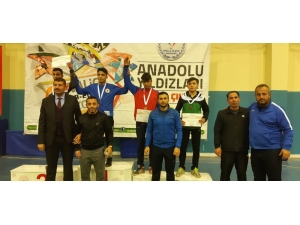 Hakkarili Sporculardan 9 Madalya