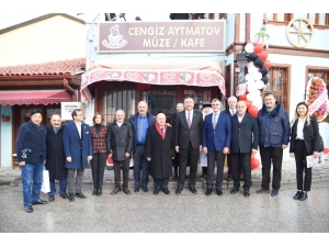 Eskişehir’de Aytmatov Müzesi Açıldı