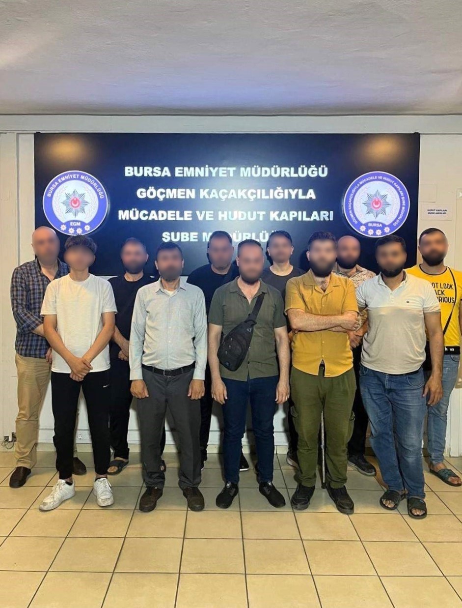 bursa-da-duzensiz-goc-denetimi-3-bin-25-kisi-sorgulandi